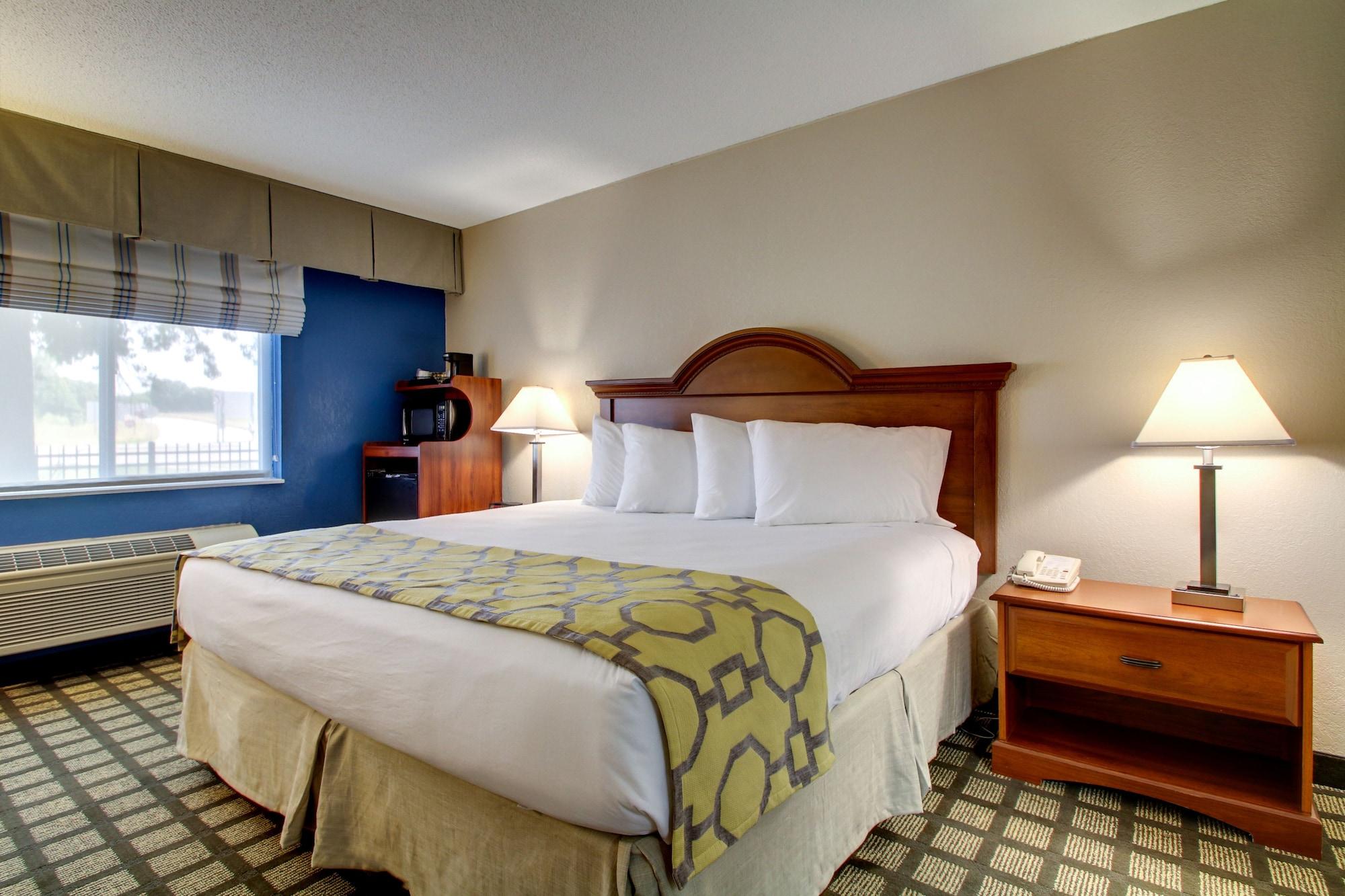 Baymont By Wyndham Galesburg Hotel Exterior foto