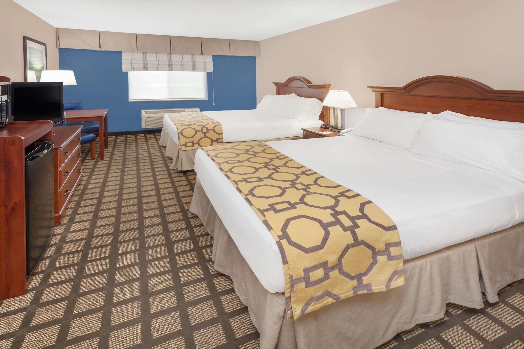 Baymont By Wyndham Galesburg Hotel Exterior foto